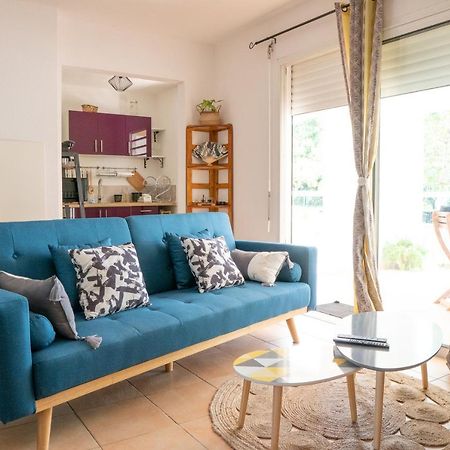 L'Ile Au Paon - Appartement T2 Avec Piscine Et Parking Les Abymes Ngoại thất bức ảnh